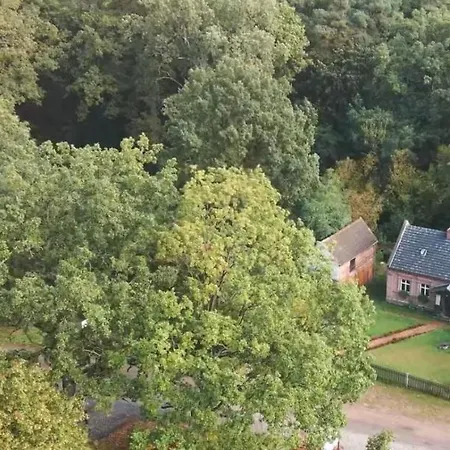Ceglany Domek W Gryzynie Bytnica Exterior foto